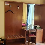 芬尼希亚酒店 酒店