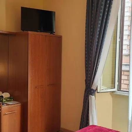 Szálloda Fenicia 2*