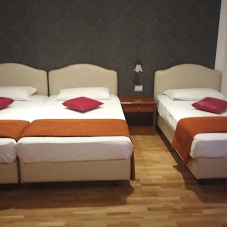 Hotel Fenicia