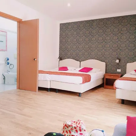 Hotel Fenicia 2*