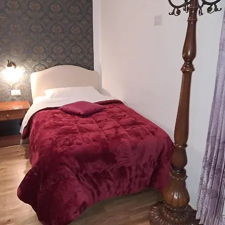 Otel Fenicia