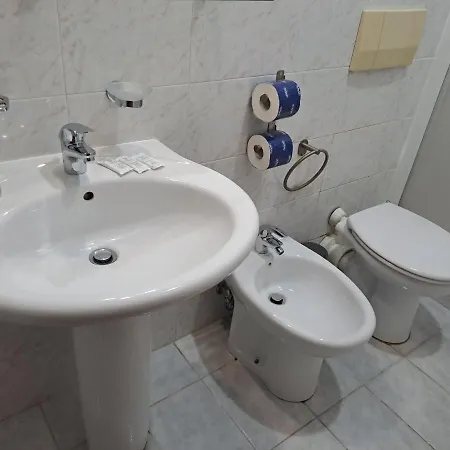 Otel Fenicia 2*