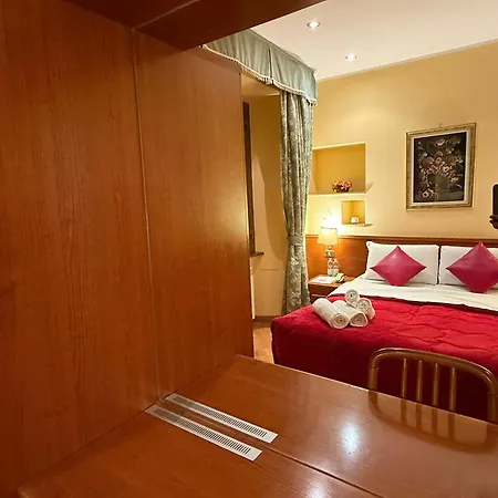 Hotel Fenicia