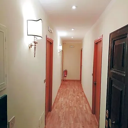 Hotel Fenicia 2*