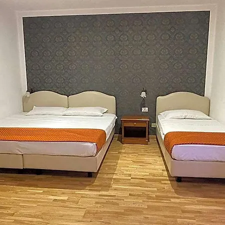 Fenicia Ξενοδοχείο 2*