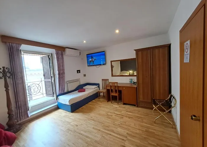 芬尼希亚酒店 2* 罗马